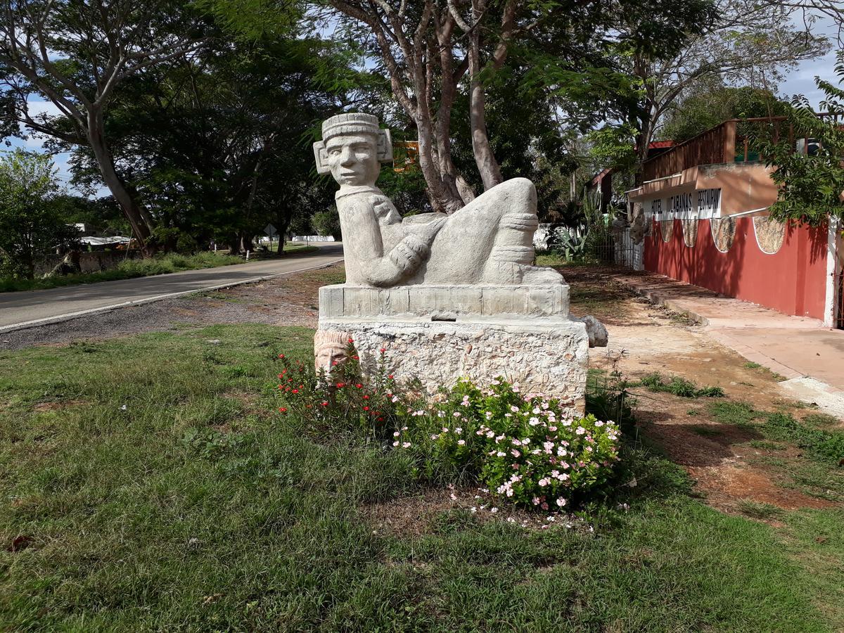 El Chac Mool Panzió Santa Elena Kültér fotó